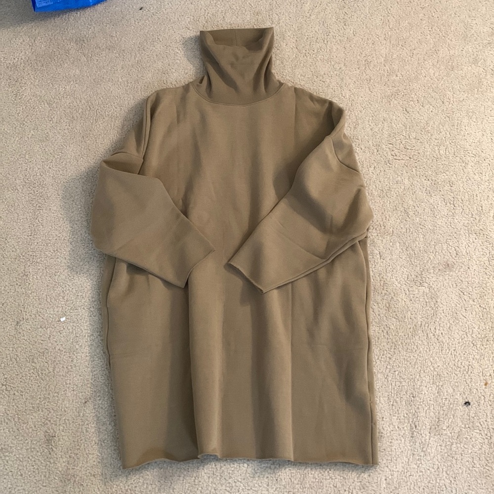 ☀️WEEKEND SALE☀️  NWT Oversized Turtleneck Dress